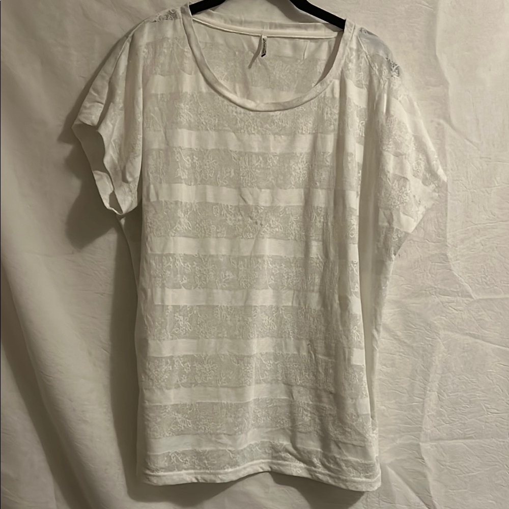 💜3 for $30💜 Elegant White Lace Women's Top